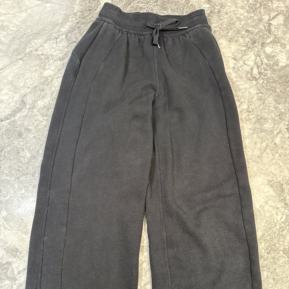 Lululemon Wide Leg Sweat Pant Size 0
